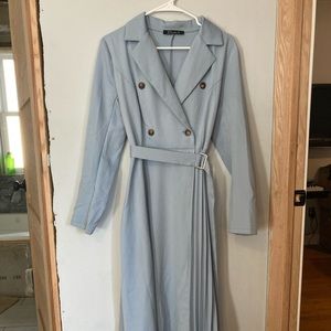 London Trenchcoat Light Blue Dress Size Medium